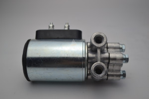 5320-3721500 Электромагнитный клапан старого образца "RADLINE" 5320-3721500